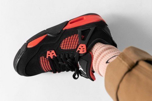 jordan retro 4 THUNDER RED for her