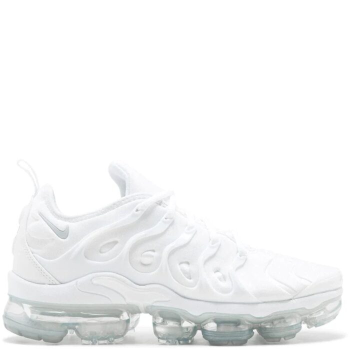 nike vapormax plus white