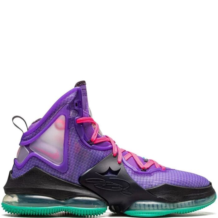 Lebron 19 Cave Purple