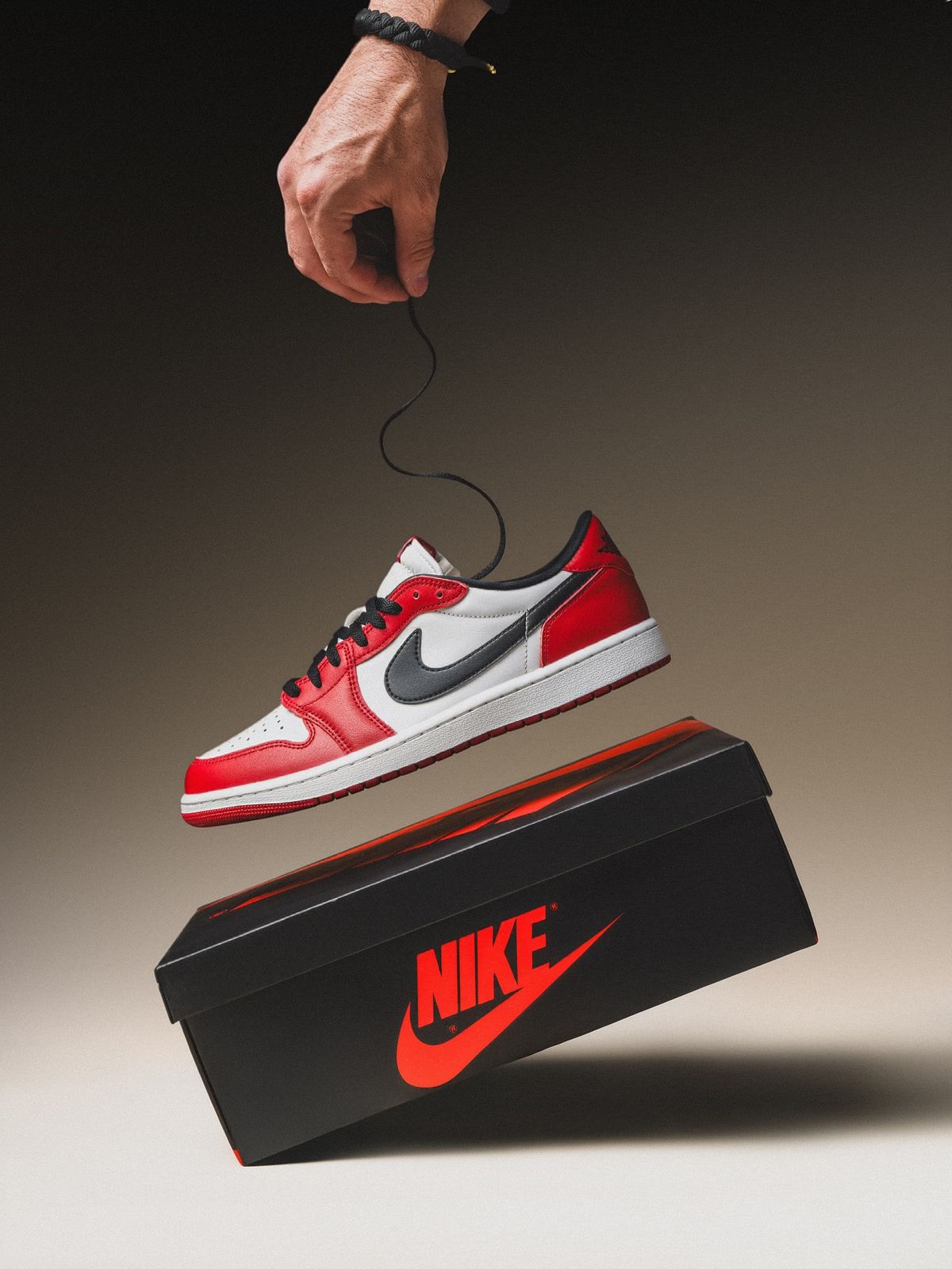 MEN'S SHOES