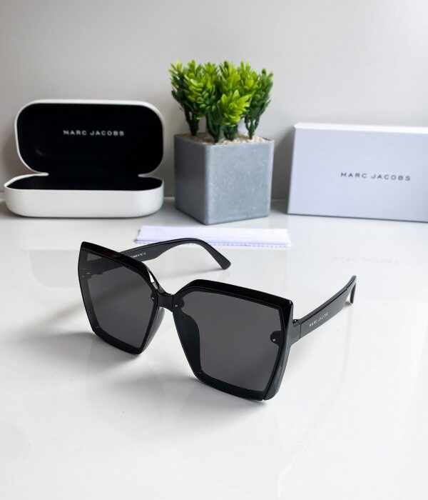 Marc Jacobs 5003
