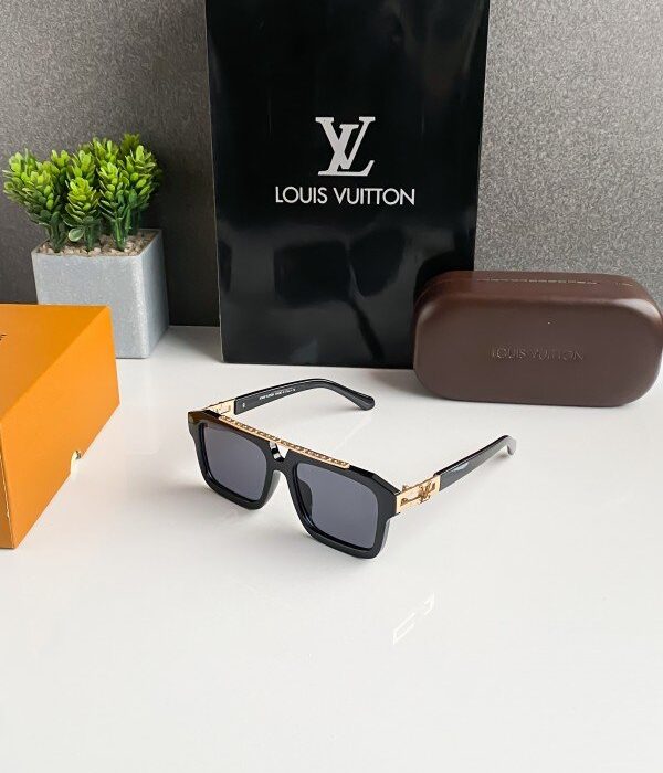 Louis Vuitton 121B Gold Sunglasses