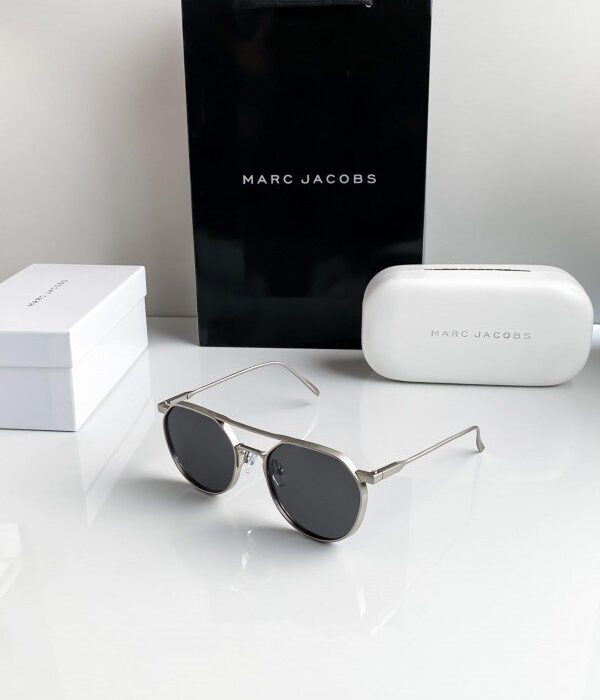 Marc Jacobs 5051