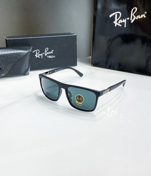 Rayban black 4235