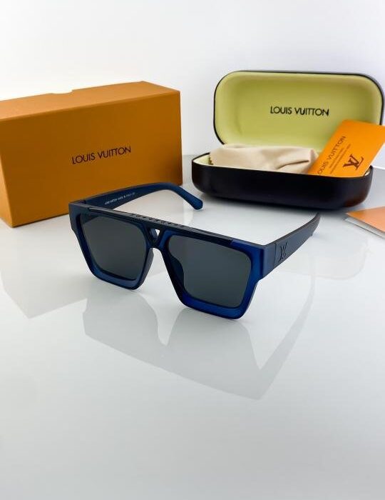 Louis Vuitton Blue 1502 Sunglasses